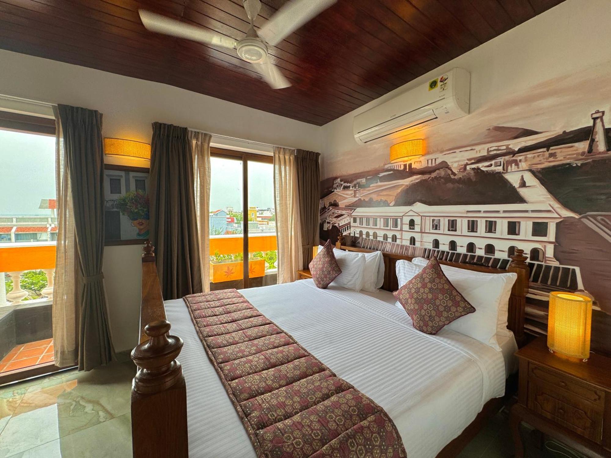 La Plage Seaview Suites Puduččéri Exteriér fotografie