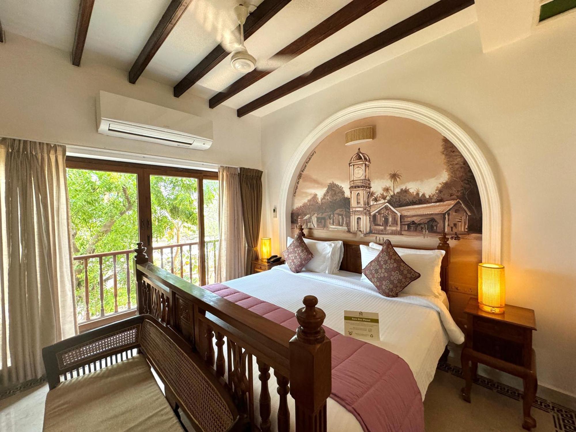 La Plage Seaview Suites Puduččéri Exteriér fotografie
